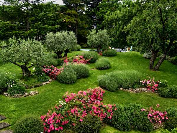 Villa storica, giardino privato a Viterbo (2022) — fotografia 1 di 3